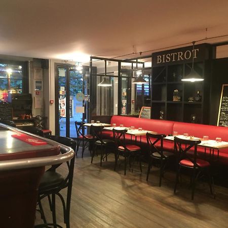 Hotel Restaurant Cousseau Parentis-en-Born Eksteriør bilde