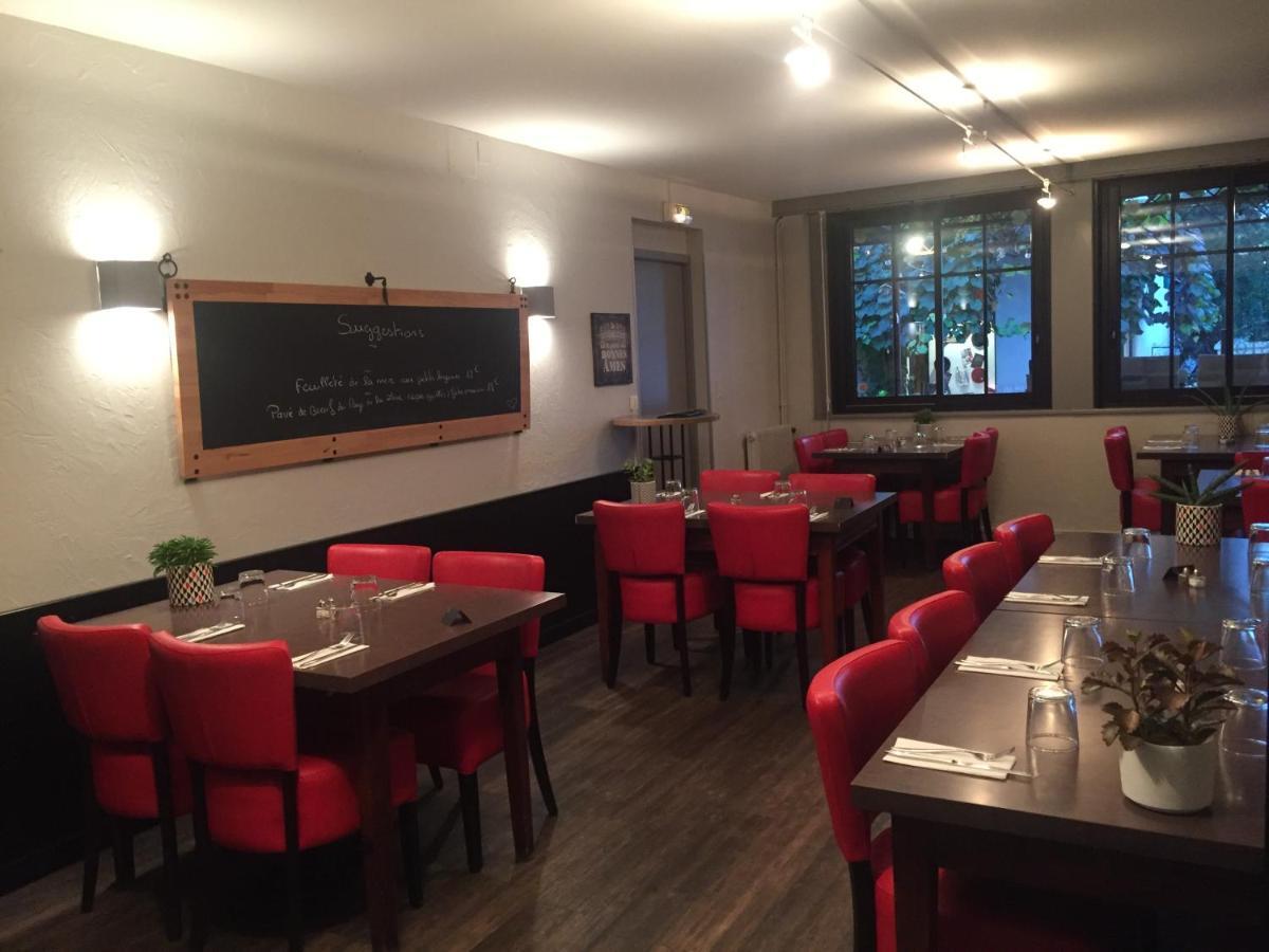Hotel Restaurant Cousseau Parentis-en-Born Eksteriør bilde
