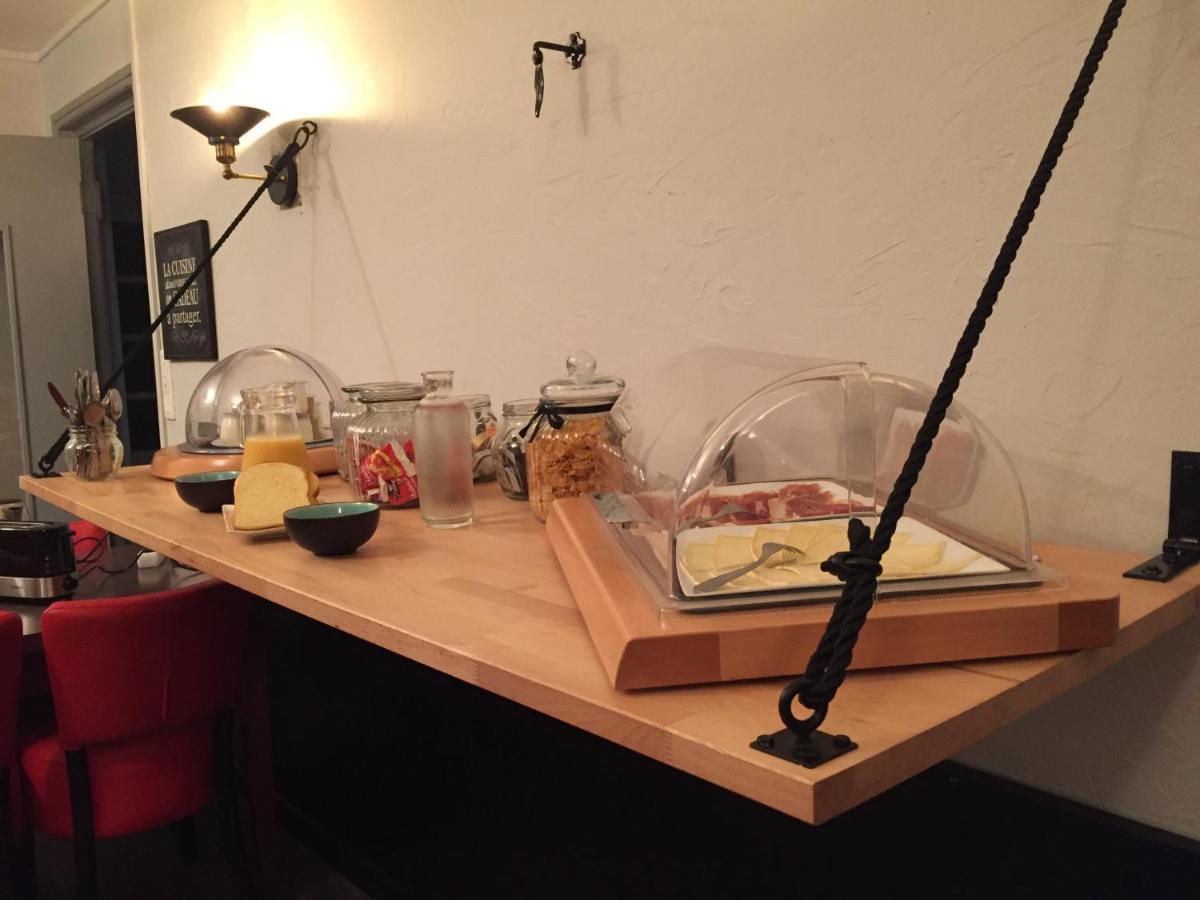 Hotel Restaurant Cousseau Parentis-en-Born Eksteriør bilde